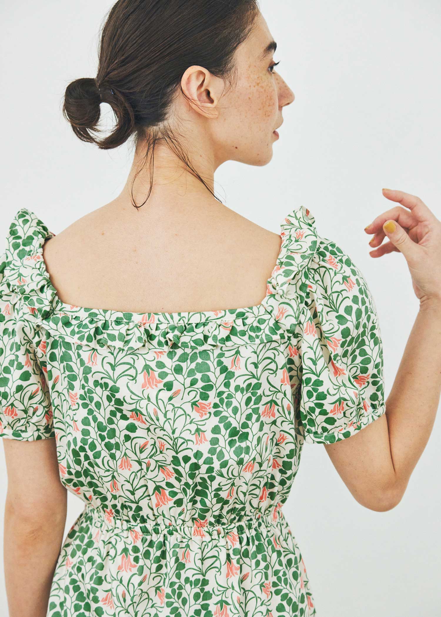 V&A オーガニックコットンメイデンヘア&ヘアベル柄ショートワンピース