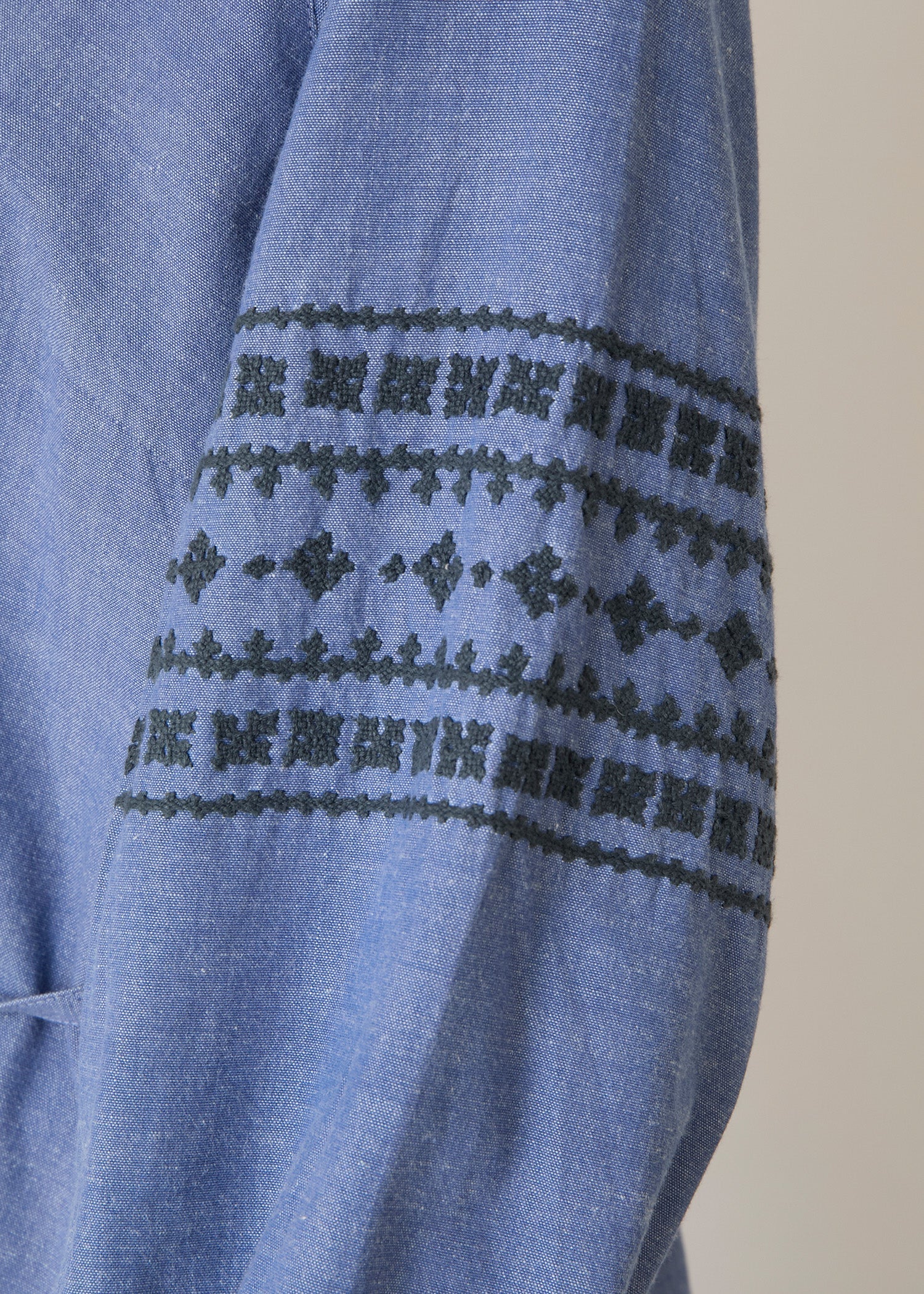 手織りオーガニックコットン バワリヤ刺繍ワンピース
