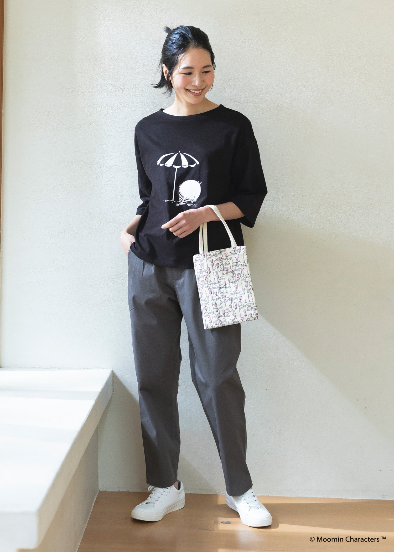 ムーミン プリント&手刺繍ミニトート・ニョロニョロがいっぱい