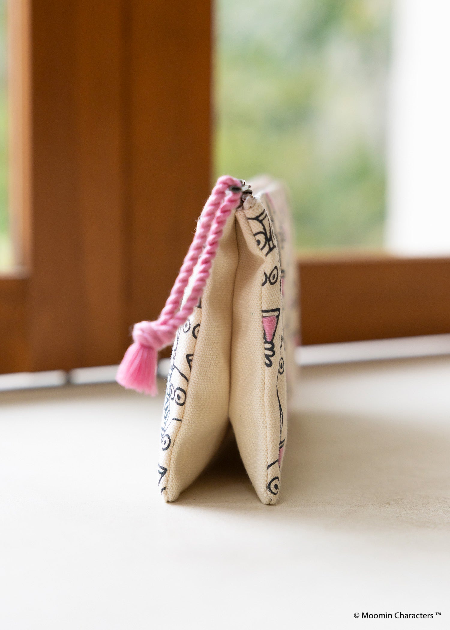 ムーミン プリント&手刺繍ポーチ・ニョロニョロがいっぱい