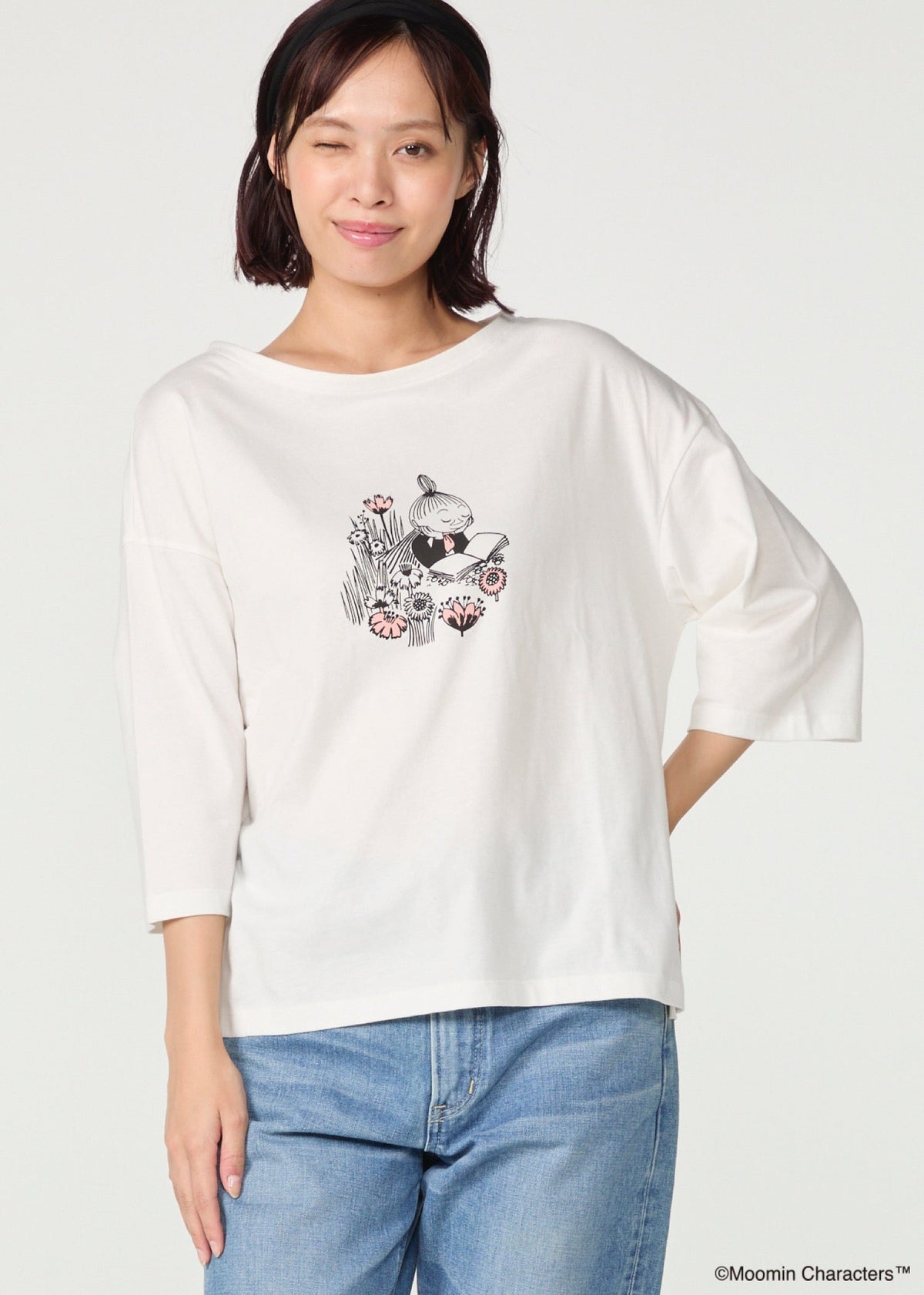 ムーミン オーガニックコットン ビッグTシャツ・本を読むミムラねえさん