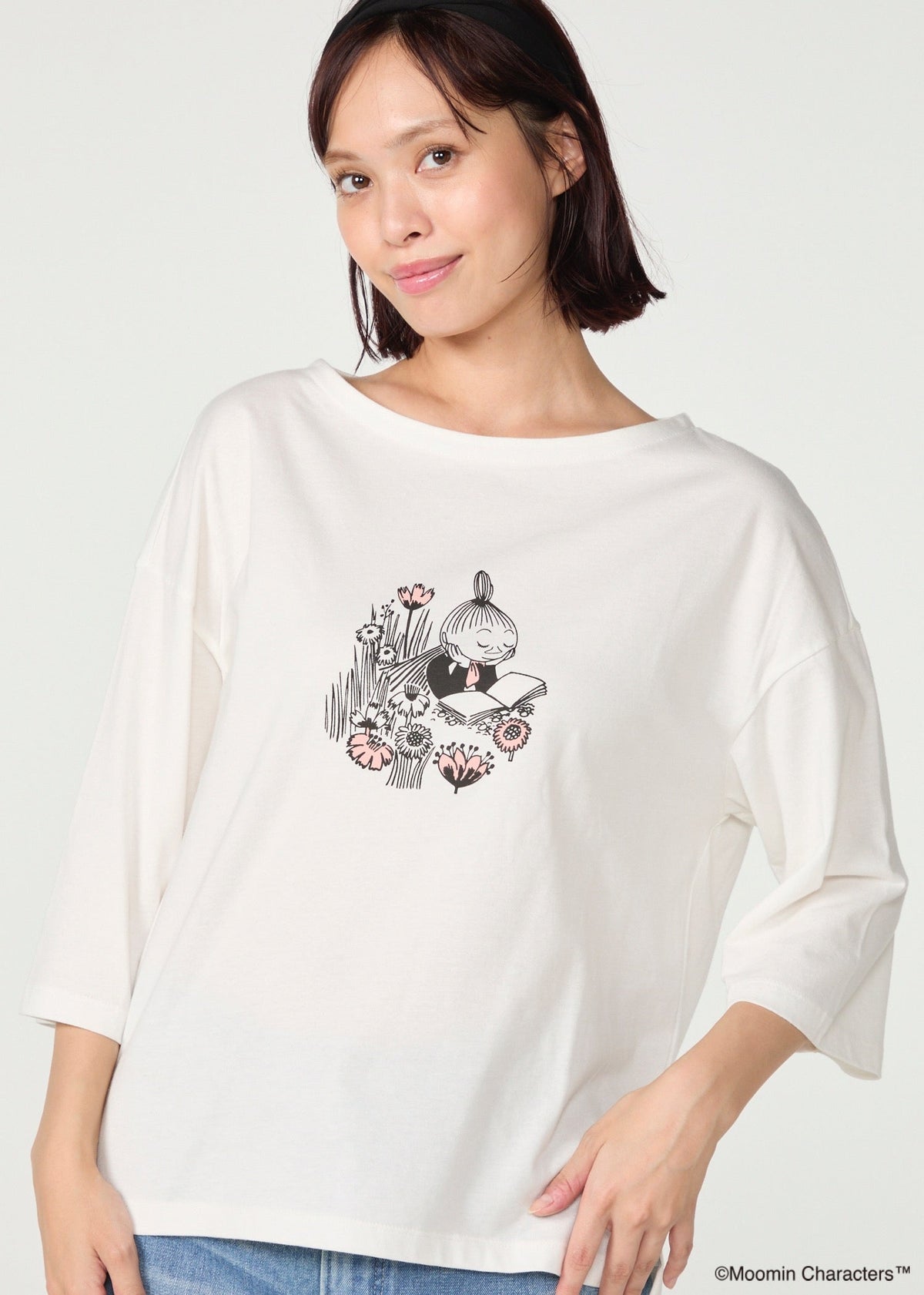ムーミン オーガニックコットン ビッグTシャツ・本を読むミムラねえさん