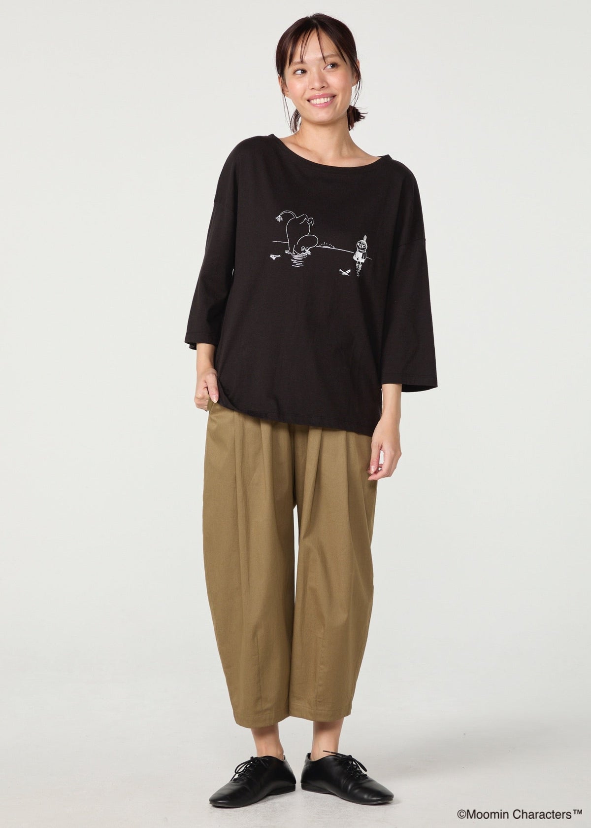 ムーミン オーガニックコットン ビッグTシャツ・氷の上の逆立ちムーミントロール