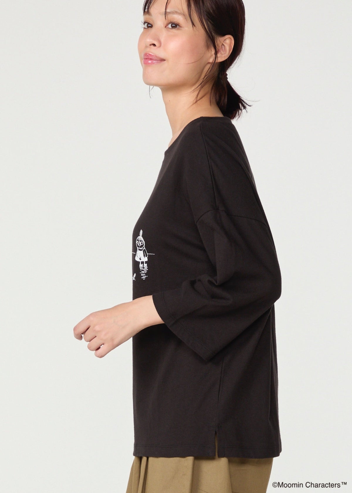 ムーミン オーガニックコットン ビッグTシャツ・氷の上の逆立ちムーミントロール