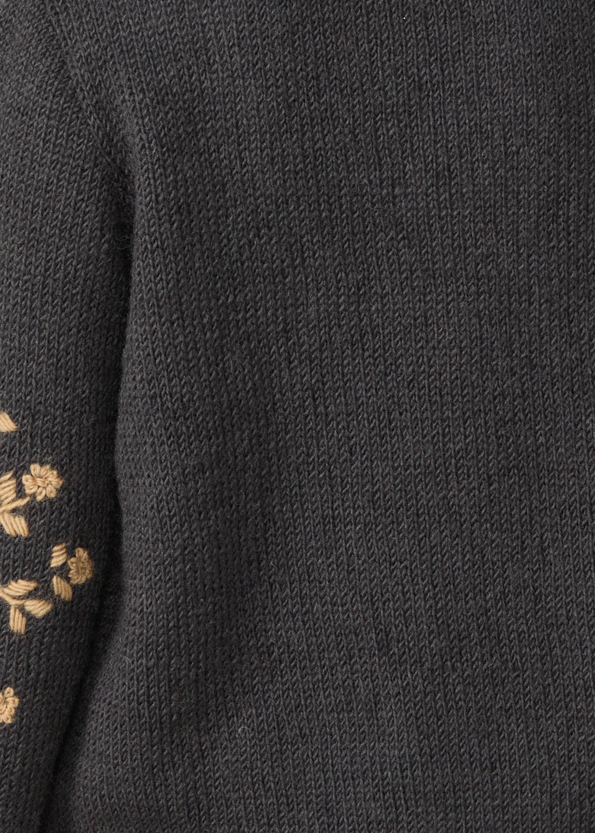 手編み&手刺繍フラワー柄 パフスリーブプルオーバー
