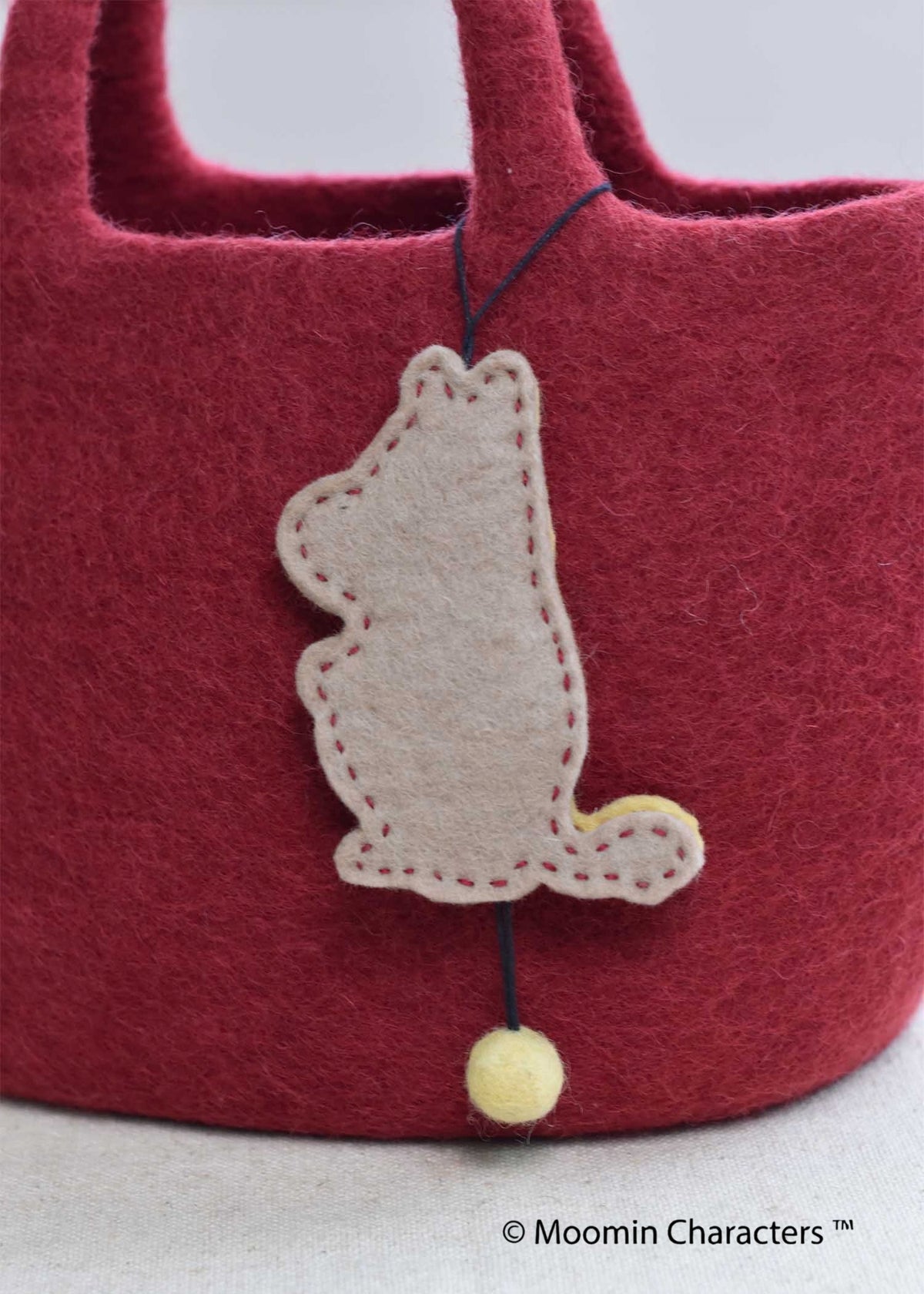 ムーミン 手刺繍フェルトバッグ ・ムーミントロールキーチャーム