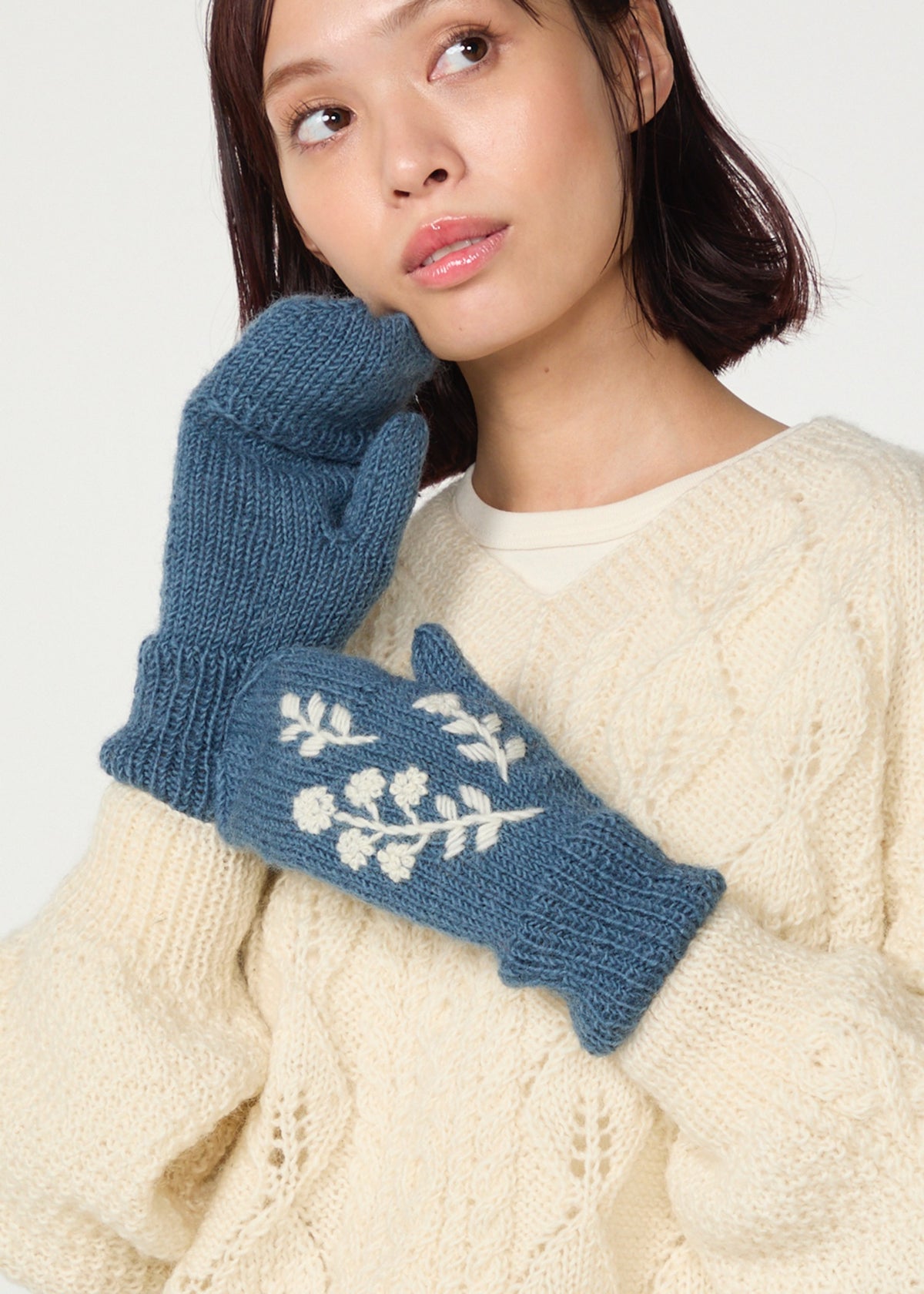 手編み&手刺繍フラワー柄 手袋