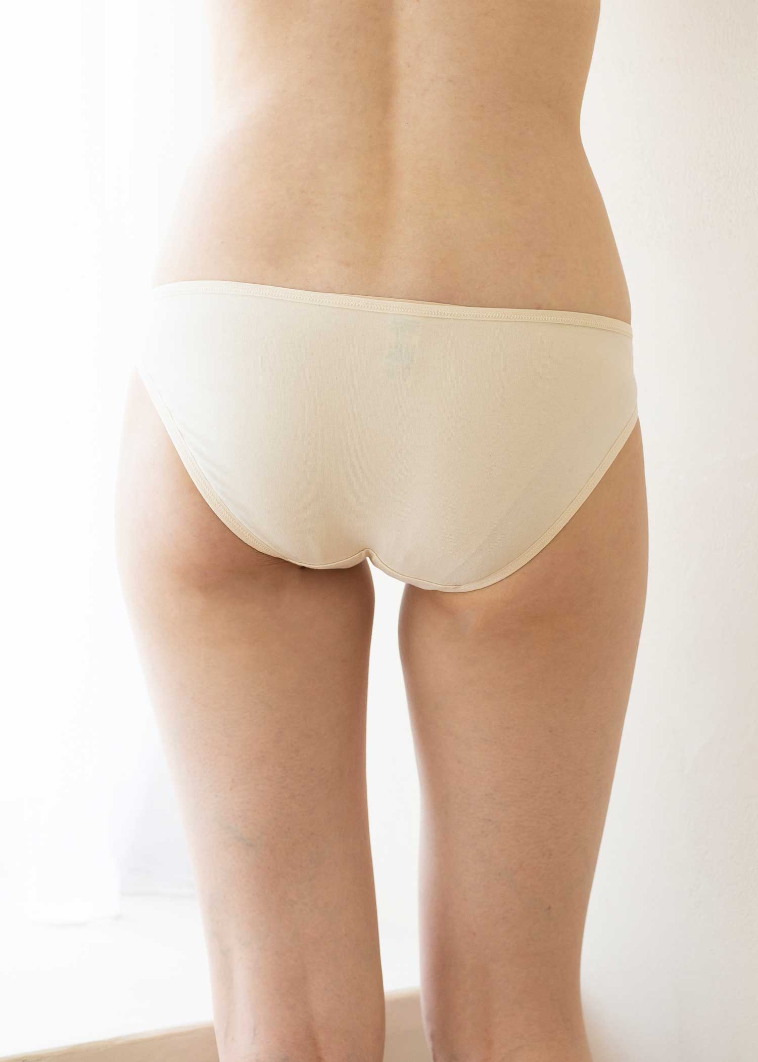 身長：170cm　着用サイズ：M