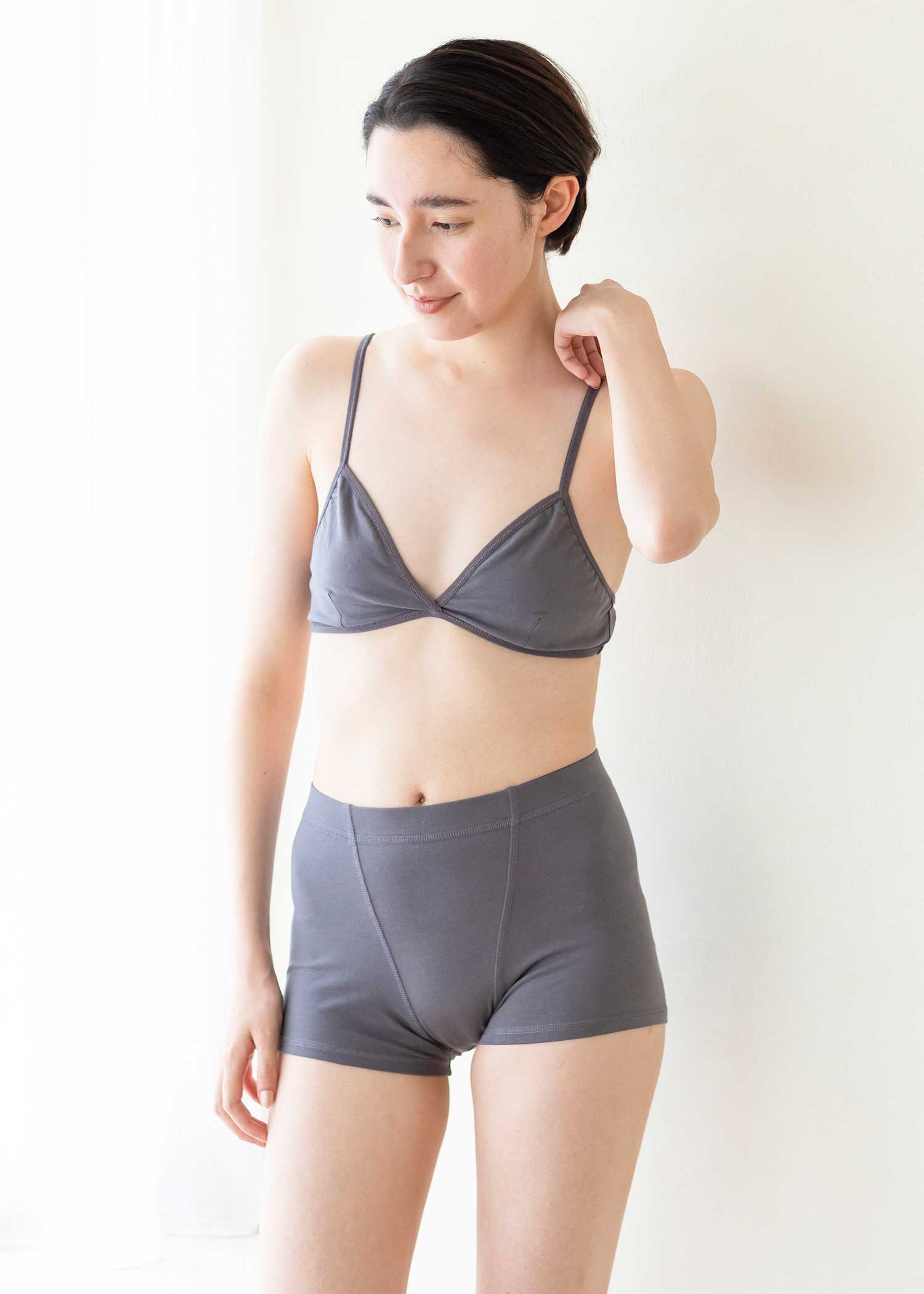 身長：170cm　着用サイズ：M