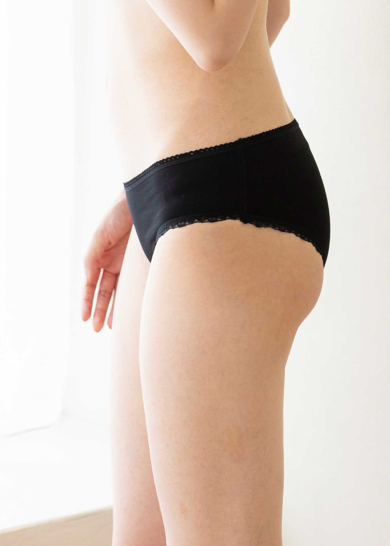 身長：170cm　着用サイズ：UK10