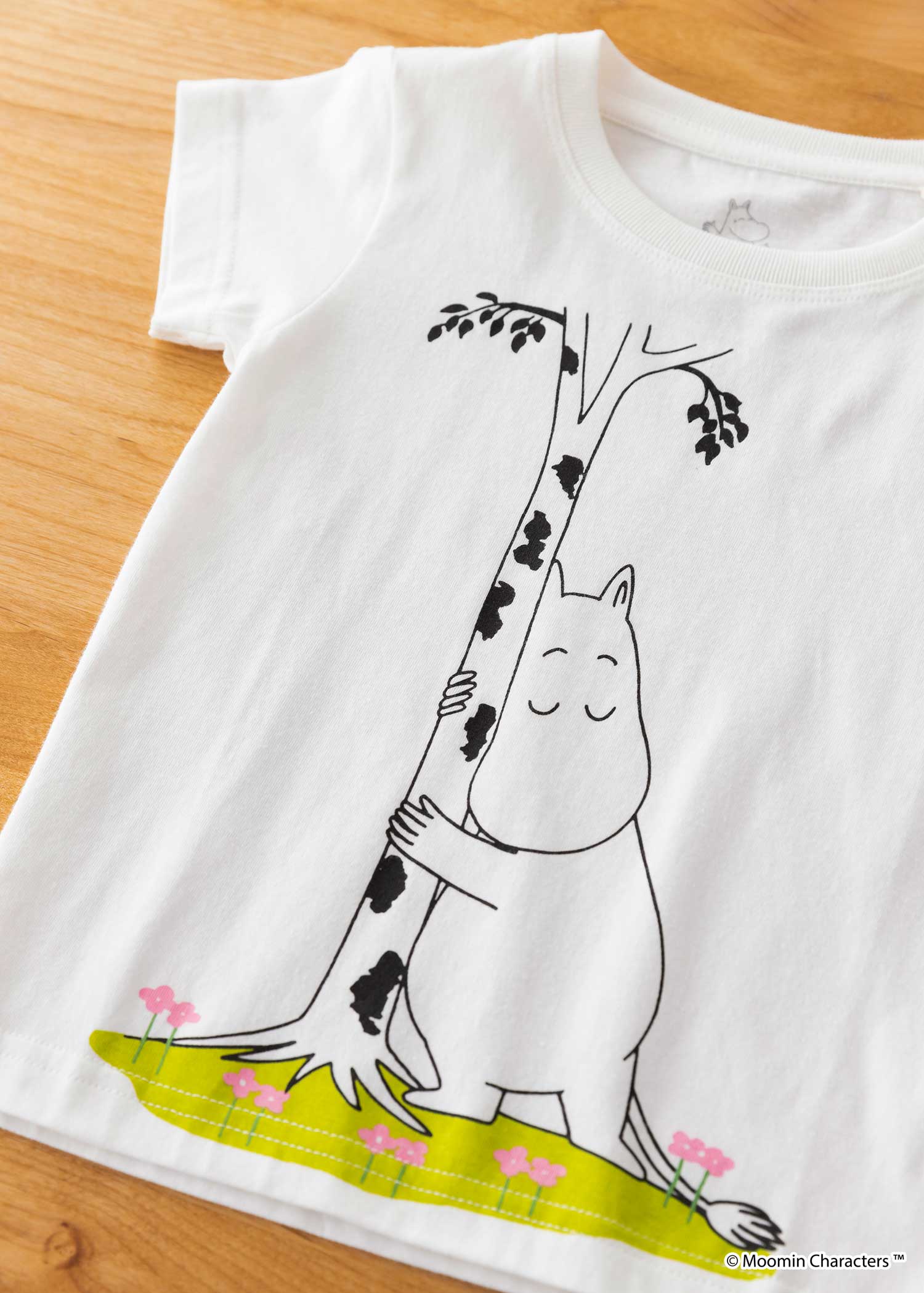 ムーミン オーガニックコットンキッズＴシャツ・木陰のムーミン