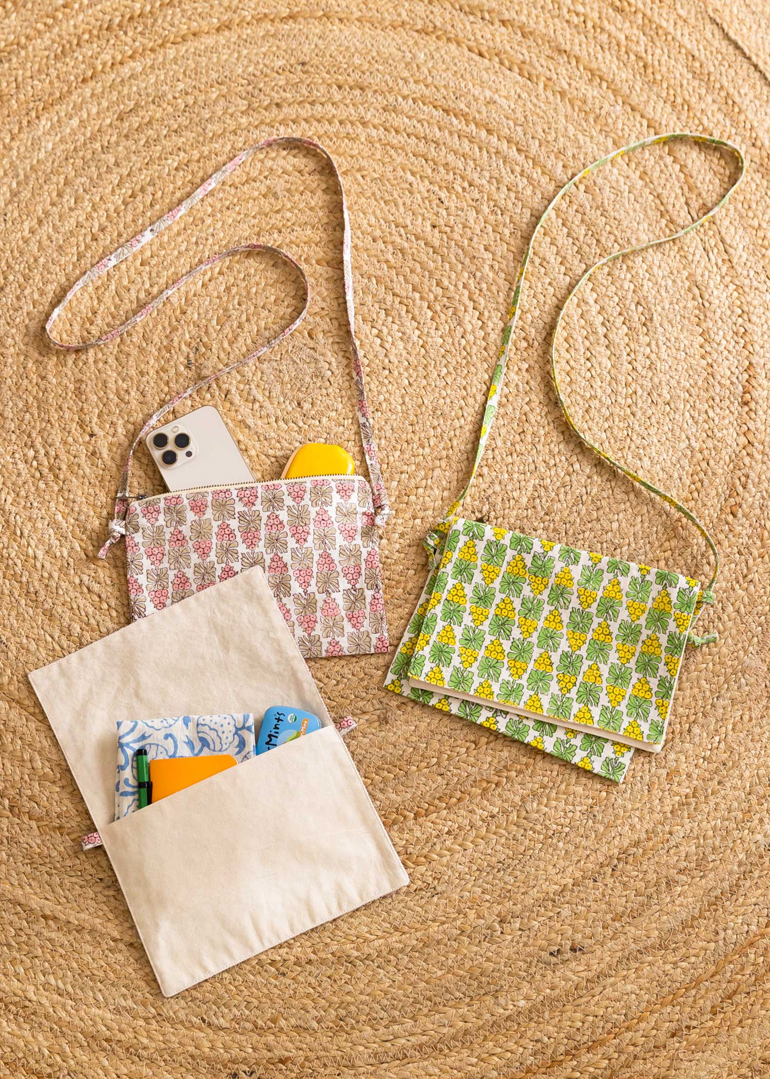 Ｖ＆Ａ ブロックプリント３ＷＡＹポシェット