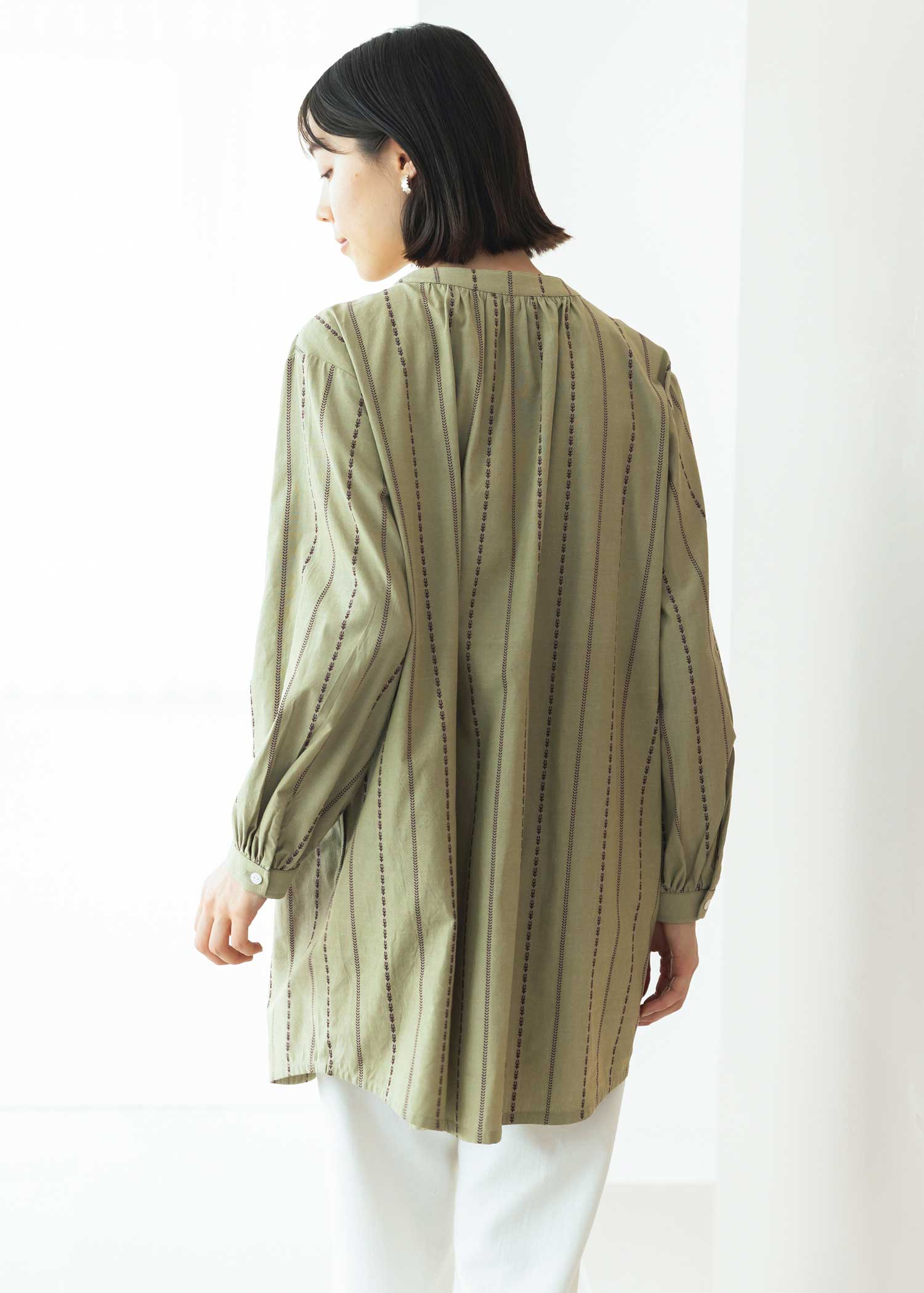 身長：170cm　着用サイズ：M