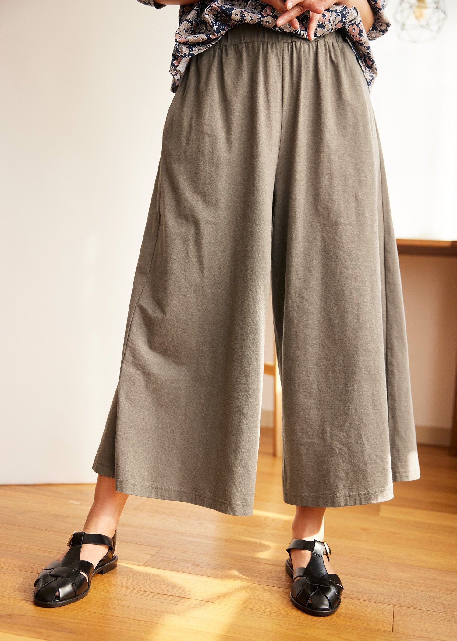 身長：170cm　着用サイズ：M