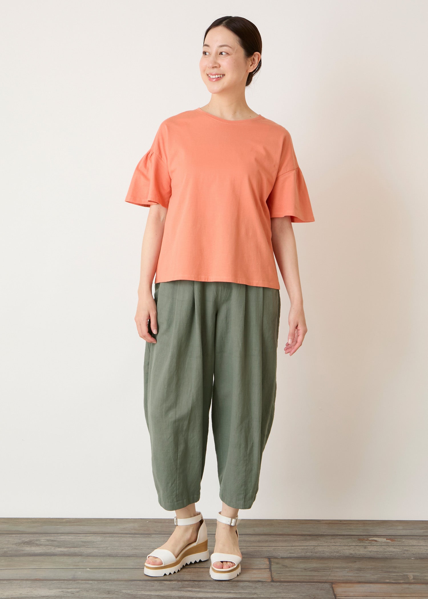 身長：162cm　着用サイズ：M