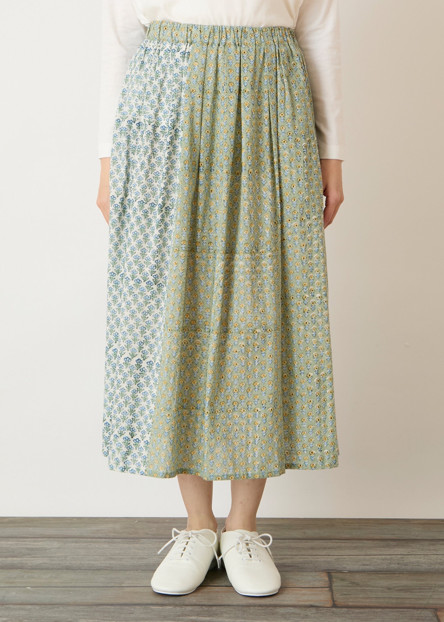 身長：162cm　着用サイズ：M