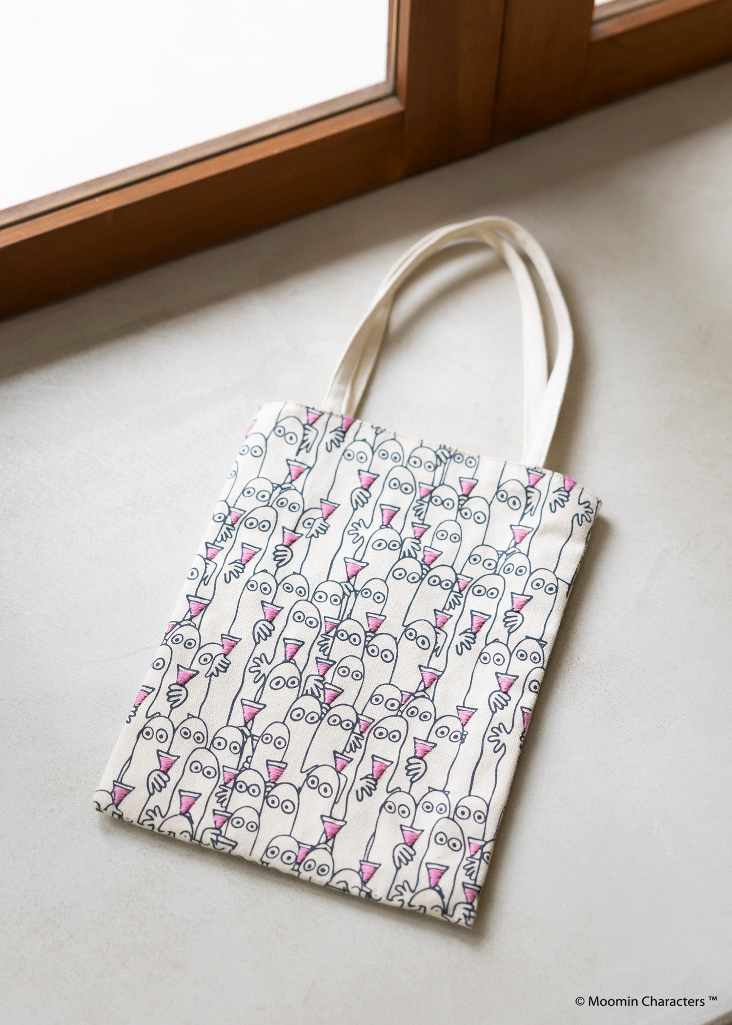 ムーミン プリント＆手刺繍ミニトート・ニョロニョロがいっぱい