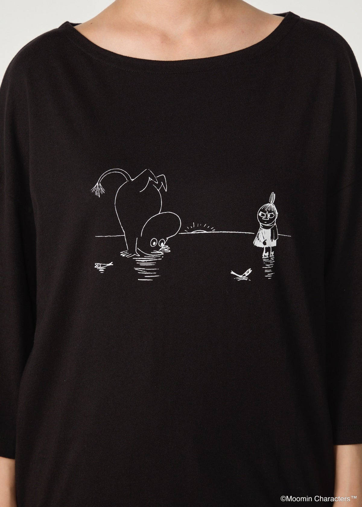 ムーミン オーガニックコットン ビッグＴシャツ・氷の上の逆立ちムーミントロール